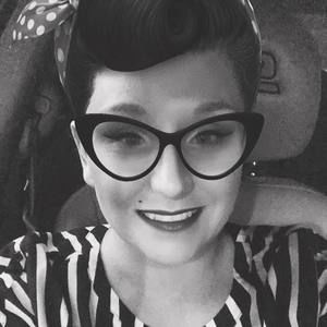 Meet your Posher, Adrienne